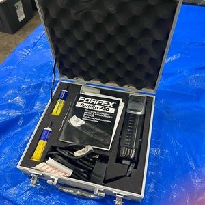 Forfex Babyllis Pro Clipppers in case